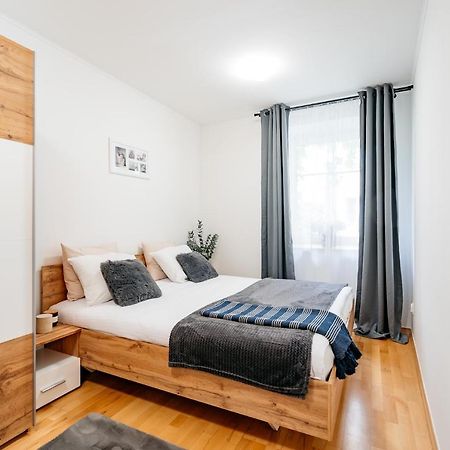 Cosy Apartment - Loftaffair Krasków Eksteriør bilde