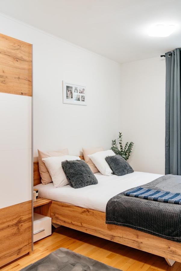 Cosy Apartment - Loftaffair Krasków Eksteriør bilde