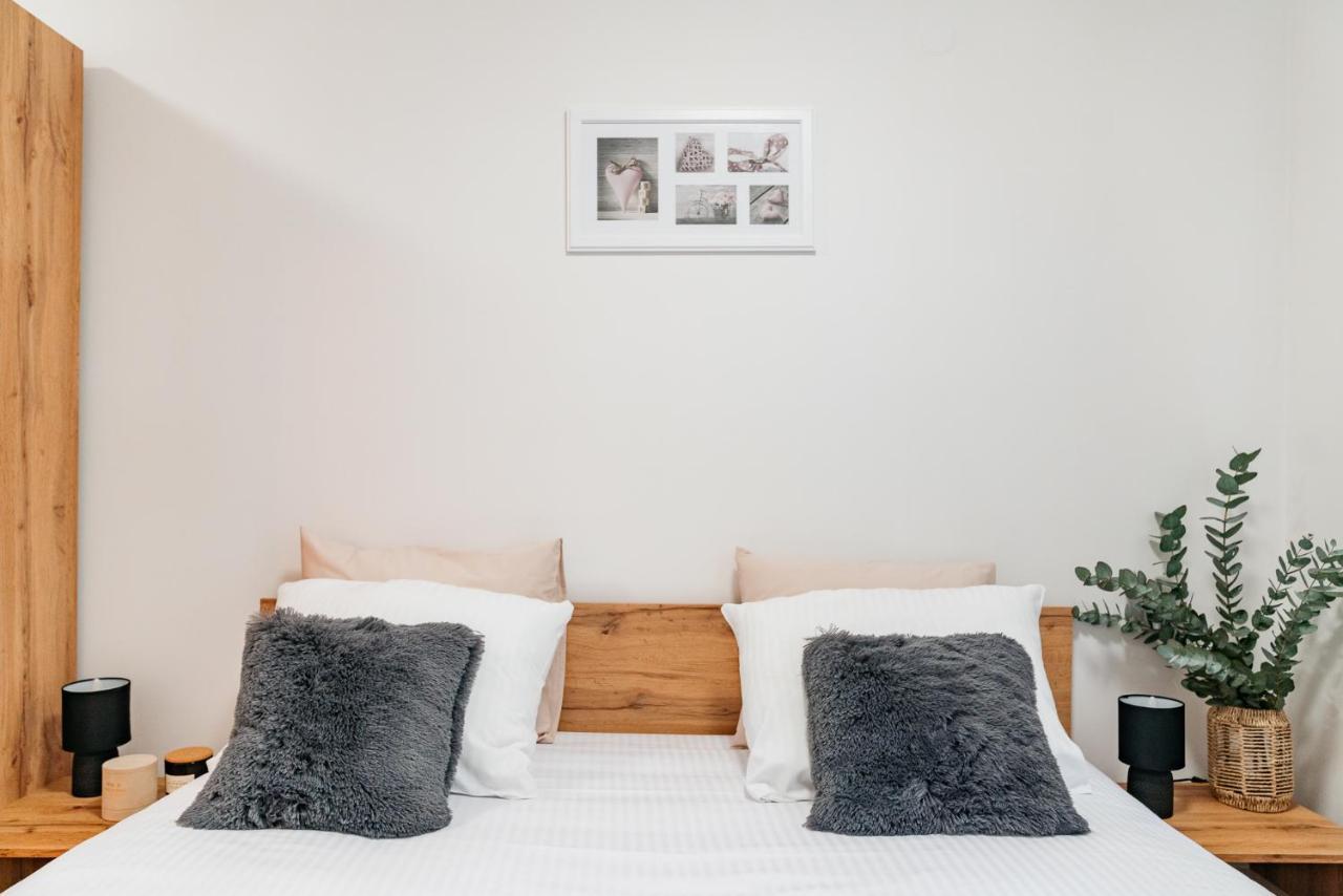 Cosy Apartment - Loftaffair Krasków Eksteriør bilde