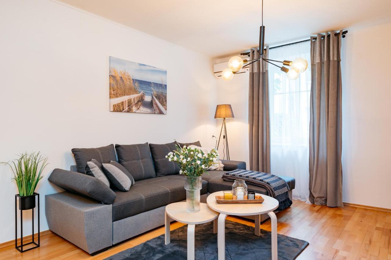 Cosy Apartment - Loftaffair Krasków Eksteriør bilde