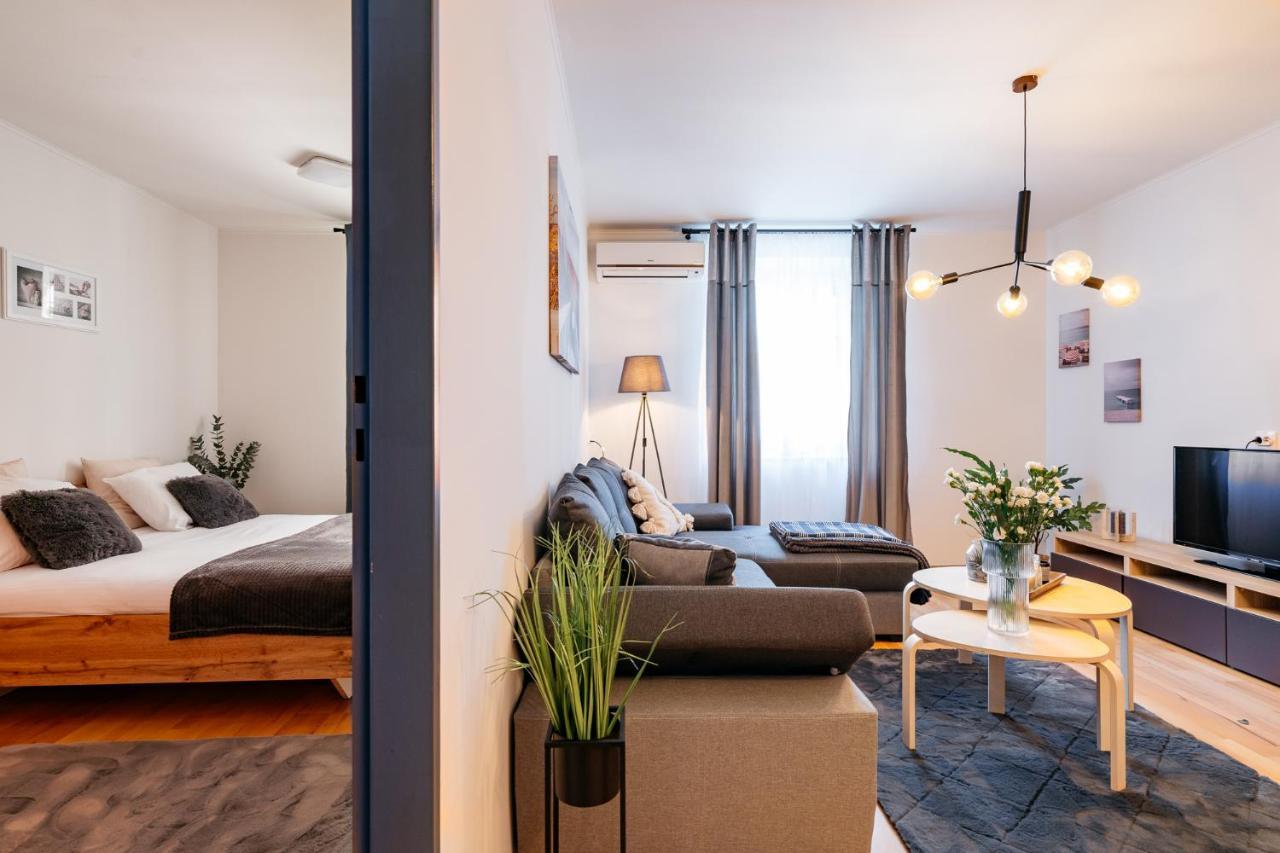 Cosy Apartment - Loftaffair Krasków Eksteriør bilde